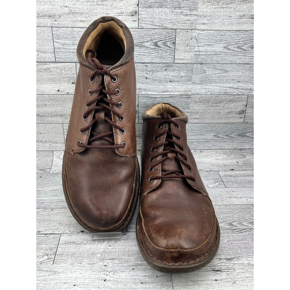 Born Men Brown Leather Chukka Boots Lace Up Padded Collar Casual Shoes Size 9.5M